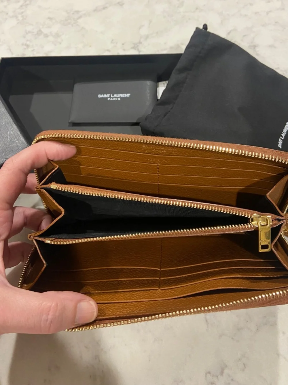 Saint Laurent Paris zip wallet - Picture 4 of 12